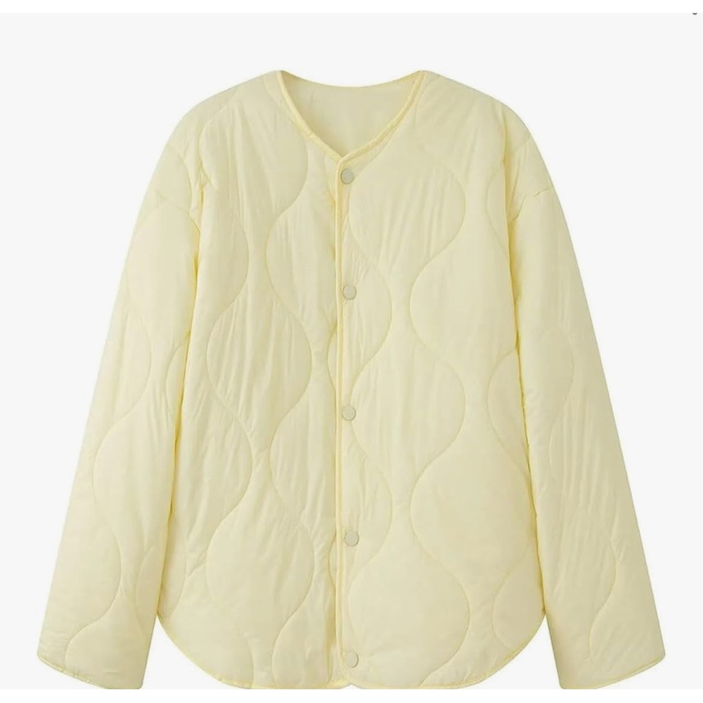 Lightweight Quilted Jacket Long Sleeve Crew Neck Button Down Puffer with Pockets